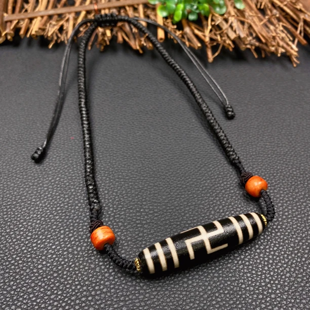 黑白万字玛瑙珠珠项链锁骨链手工编绳皮绳男女款百搭文玩饰品