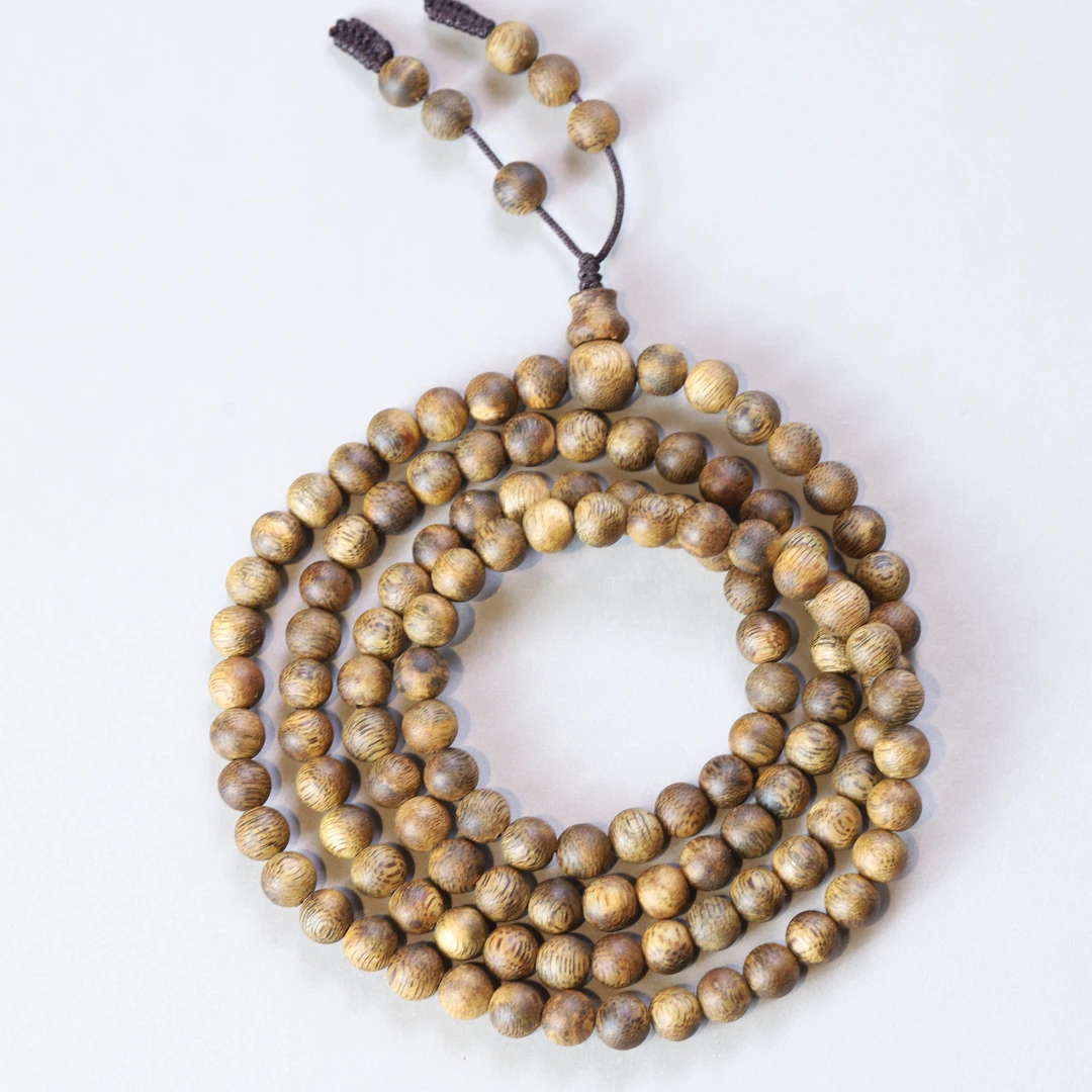 S0119-3 海南绿奇楠圆珠108长串6mm