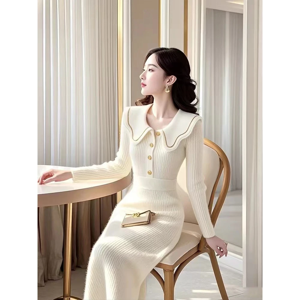 法式气质超好看长裙白色娃娃领针织修身连衣裙子女装早秋2024新款