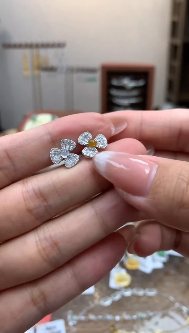 【闪购商品】翡翠耳钉银S925镶嵌蛋面耳钉