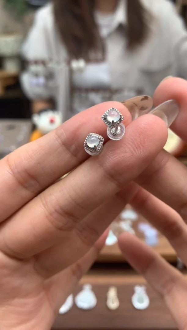 【闪购商品】翡翠耳饰银S925镶嵌耳钉