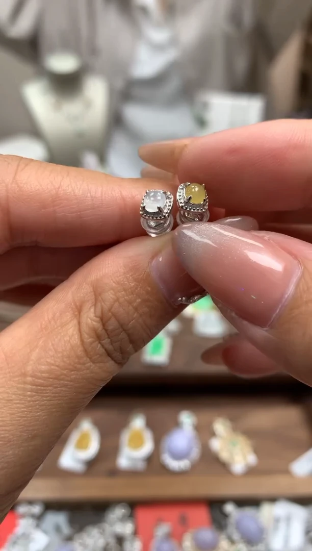 【闪购商品】翡翠耳饰银S925镶嵌耳钉