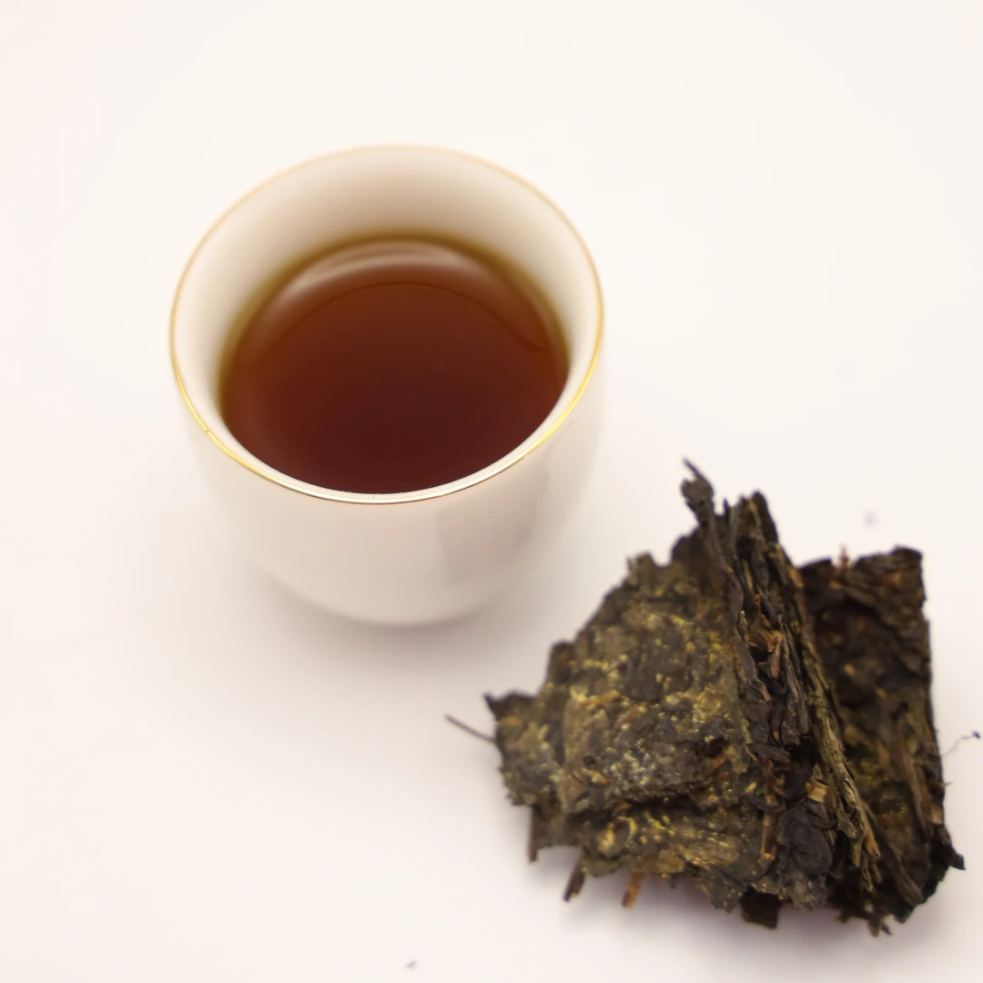 裕兴重金花茯茶.国非遗制茶技艺.传家宝翘片-100克 2013年