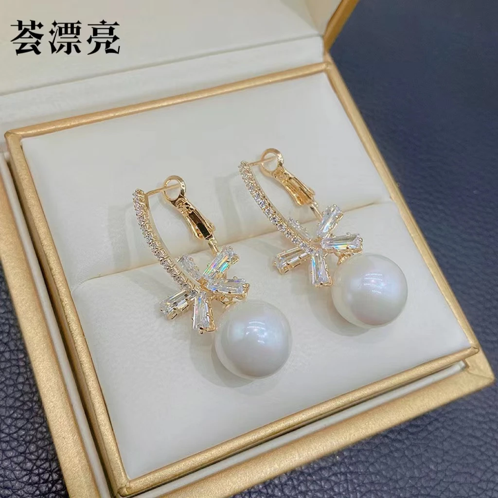 荟漂亮 铜合金耳饰 春季穿搭配饰轻奢气质时尚精致百搭简约耳环
