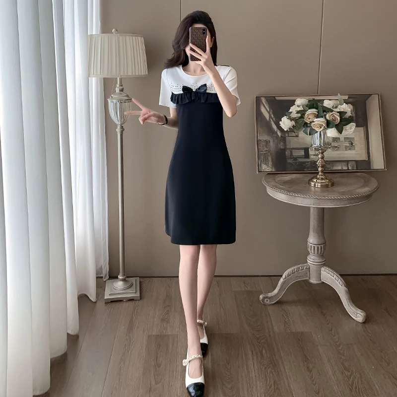 此念法式撞色拼接连衣裙女2024夏款小个子气质烫砖收腰显瘦小黑裙