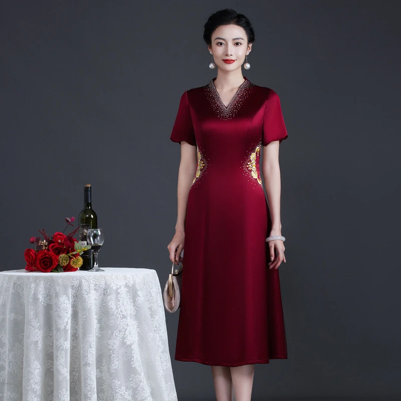 喜妈妈婚宴礼服时尚气质修身重工醋酸缎文艺中式优雅时尚酒红B