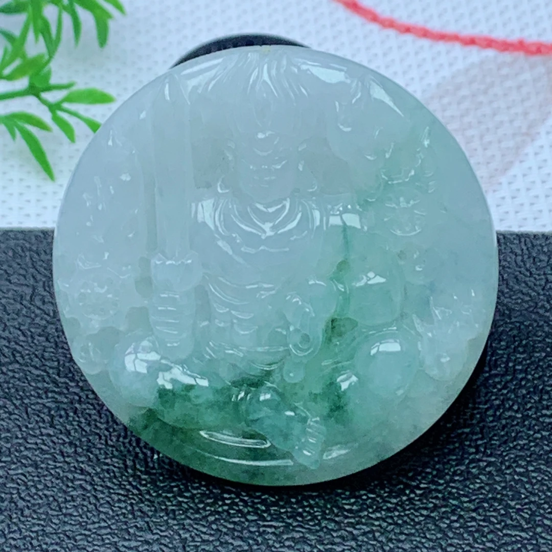 缅甸天然A货翡翠 飘绿花不动明王吊坠