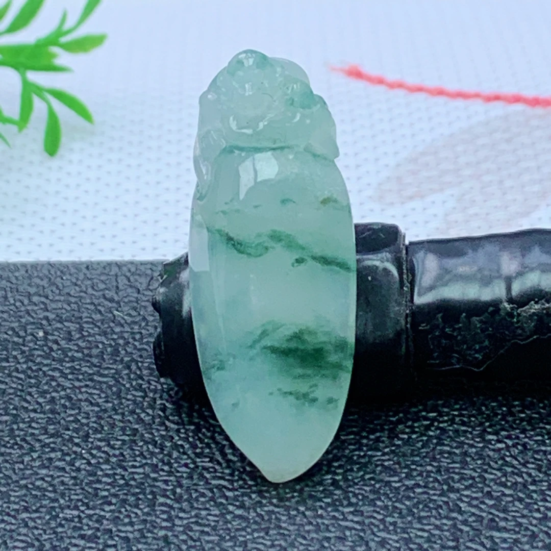 缅甸天然A货翡翠  飘花福瓜吊坠