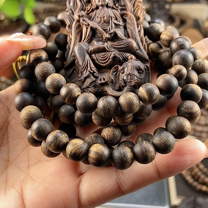 沉香手串楚*户越南芽庄留疤富森红土