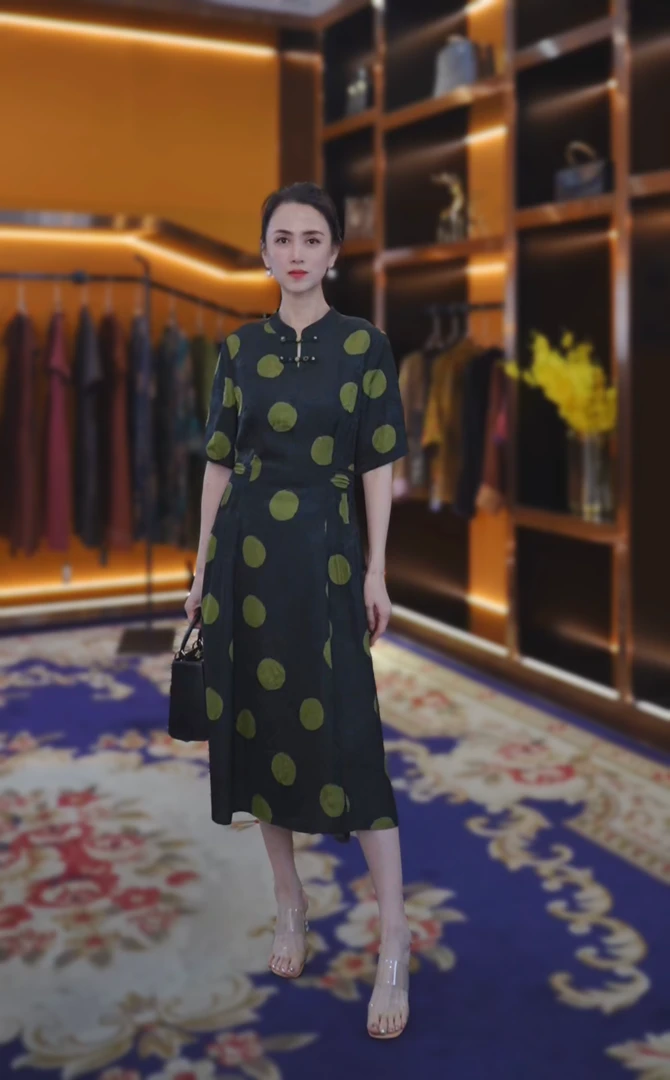 [月在花梢] 提花缎葫芦盘扣气质香云纱连衣裙