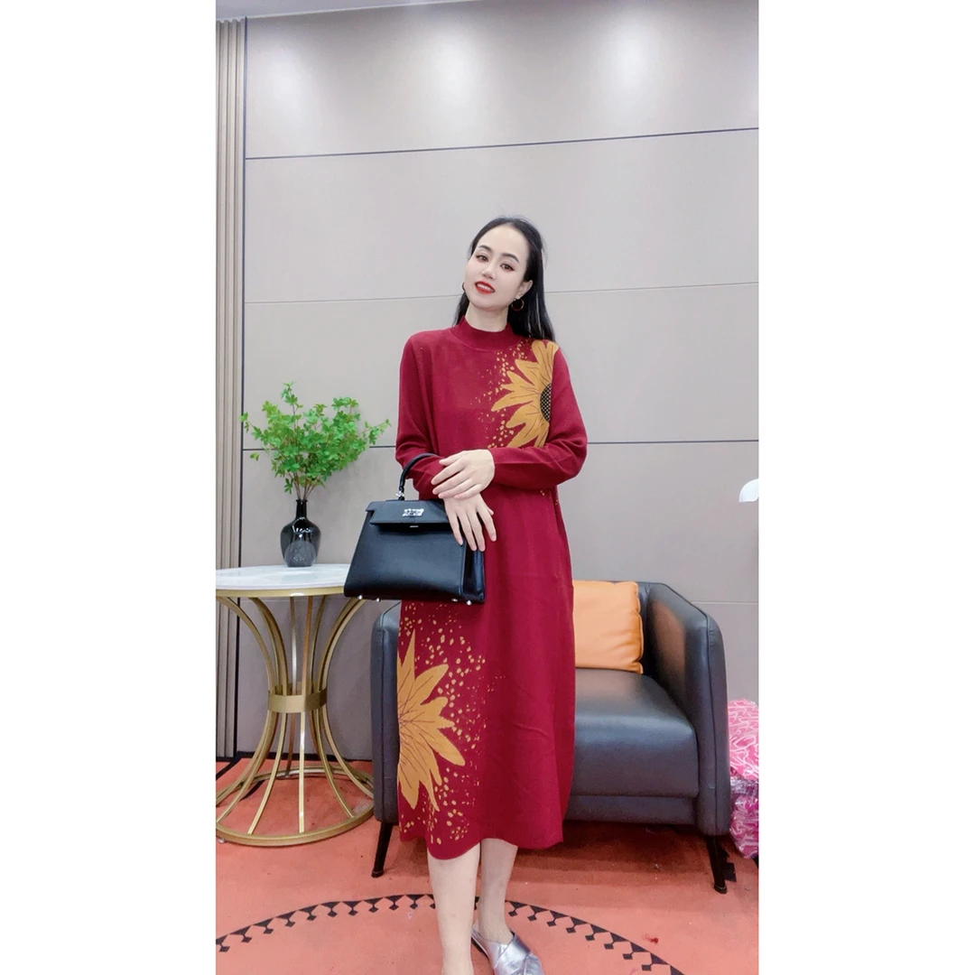 3554 秋冬新款太阳花长袖打底裙大码女装连衣裙