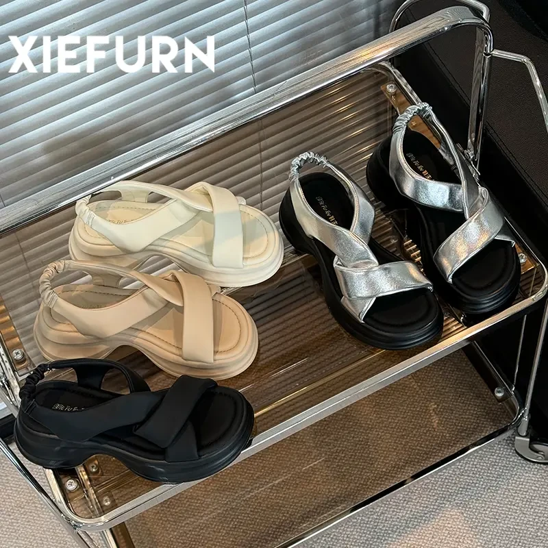 XIEFURN/鞋夫人2024夏季新款外穿时尚网红设计感厚底增高软底凉鞋