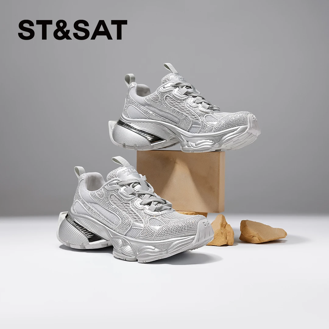 星期六透气网面厚底老爹鞋2025新款跑步时尚学院休闲运动潮流鞋女