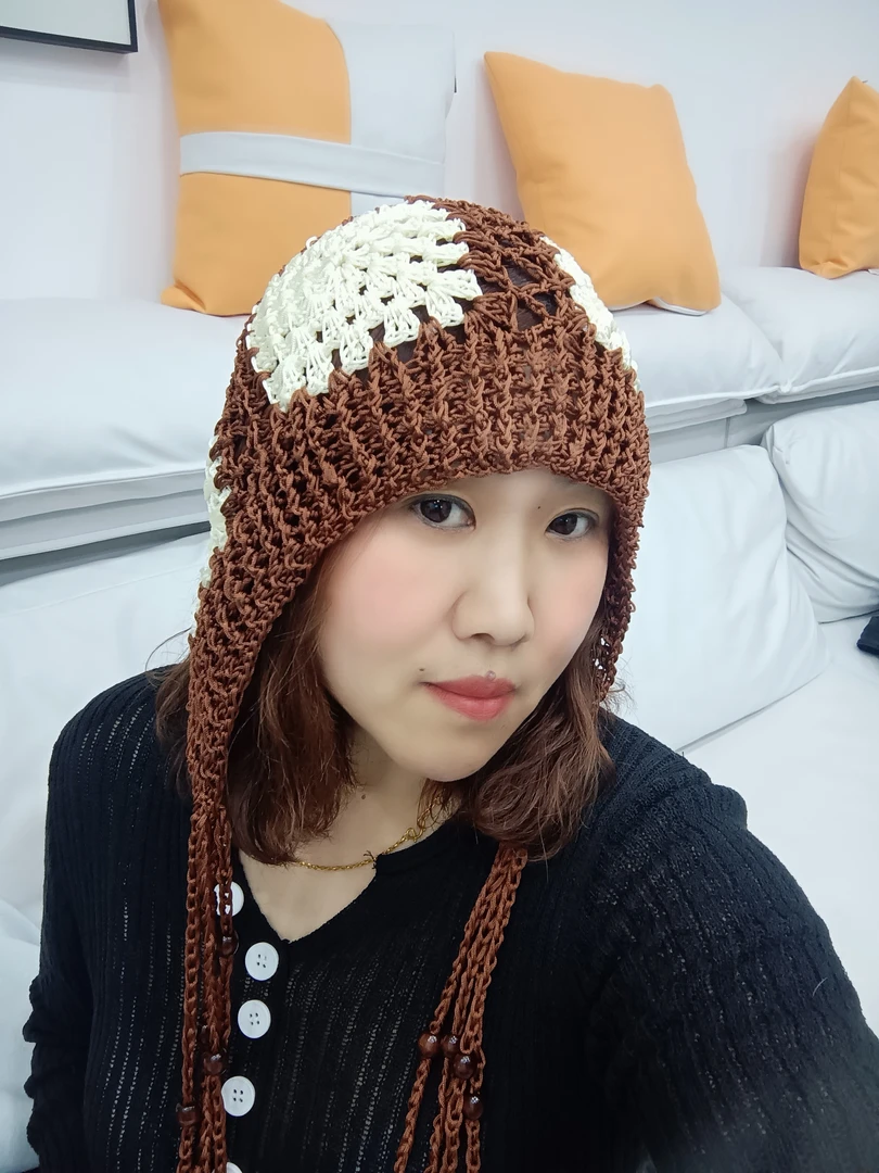 时尚百搭冰丝拼花冷帽披肩帽网红帽子女士护耳帽套头帽针织包头