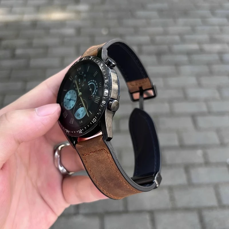 适用华为磁吸扣真皮表带GT2/3男女牛皮运6高级感5商务复古腕带