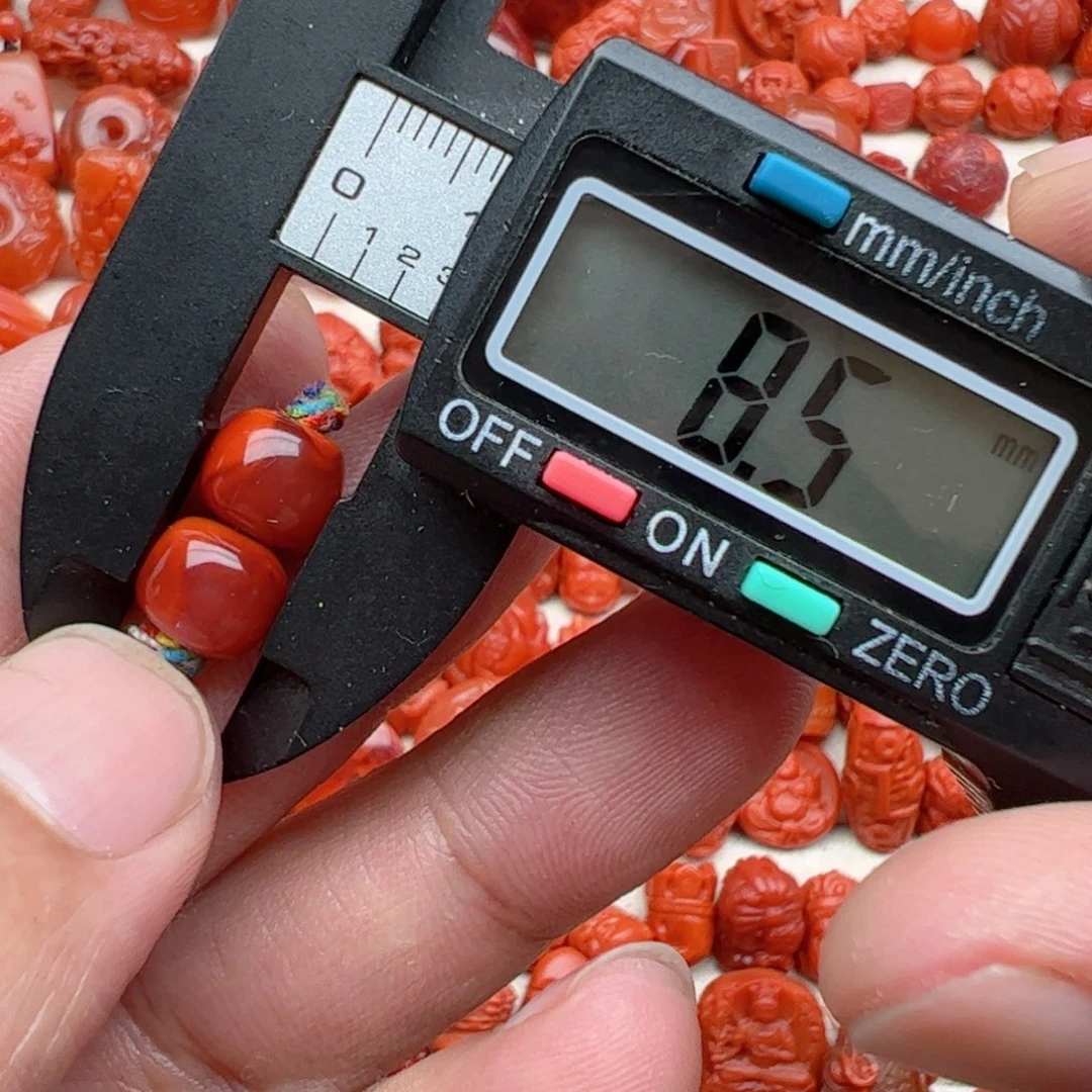 南红玛瑙配饰未镶嵌