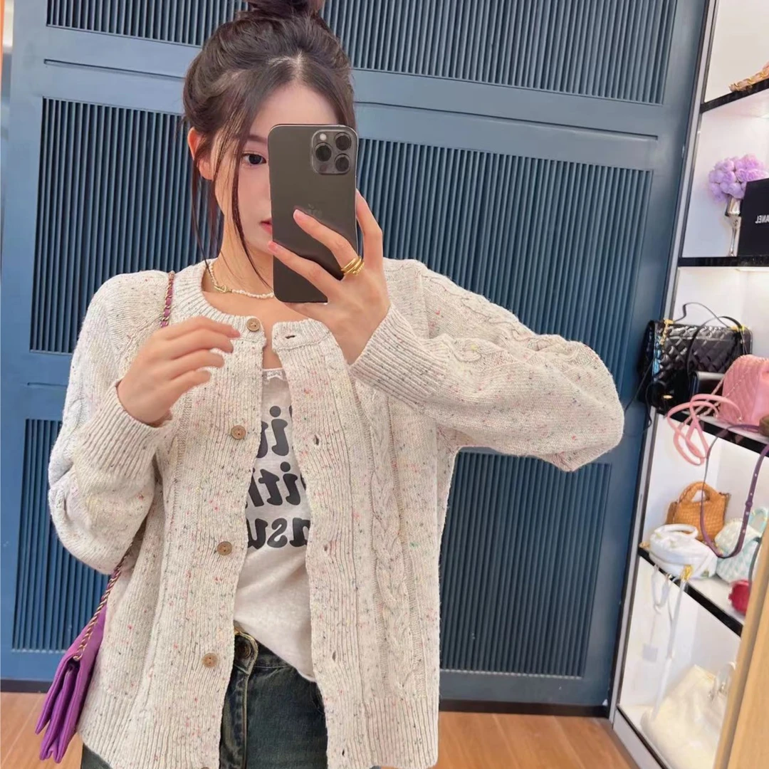 wwwxz王希之 韩版森系甜美挑染针织圆领单排扣百搭显瘦开衫#11814