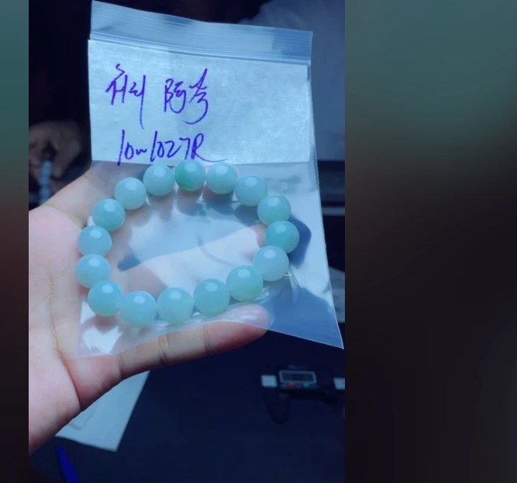 定制翡翠未镶嵌珠链