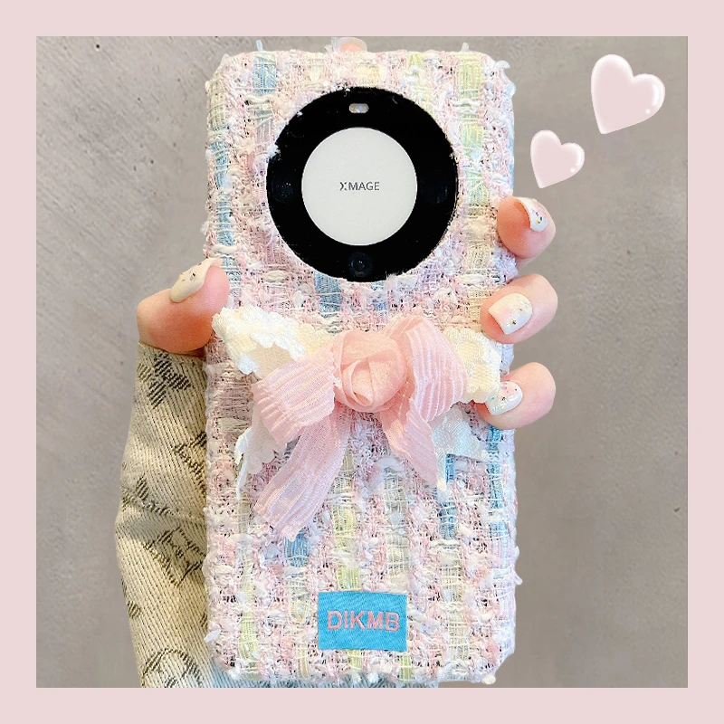 适用华为mate60pro+手机壳小香风绒布pura70pro+立体花朵蝴蝶结女