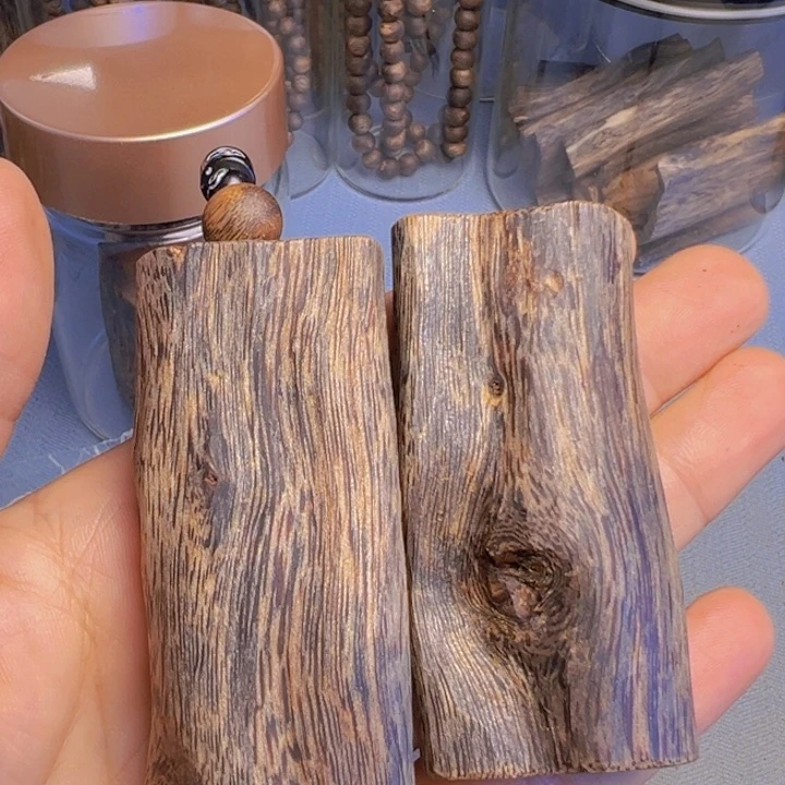 沉香吊坠释**迦棋楠紫棋高油吊坠多样性发2