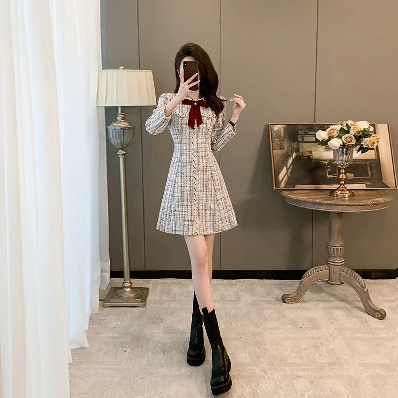 秋季名媛洋气减龄修身裙子女茶歇法式高端精致小香风连衣裙高级感