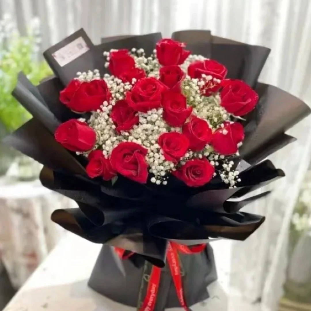 ♥【满满的爱意】19枝红玫瑰搭配白色满天星鲜花花束花店送花上门·小时达鲜花同城配送