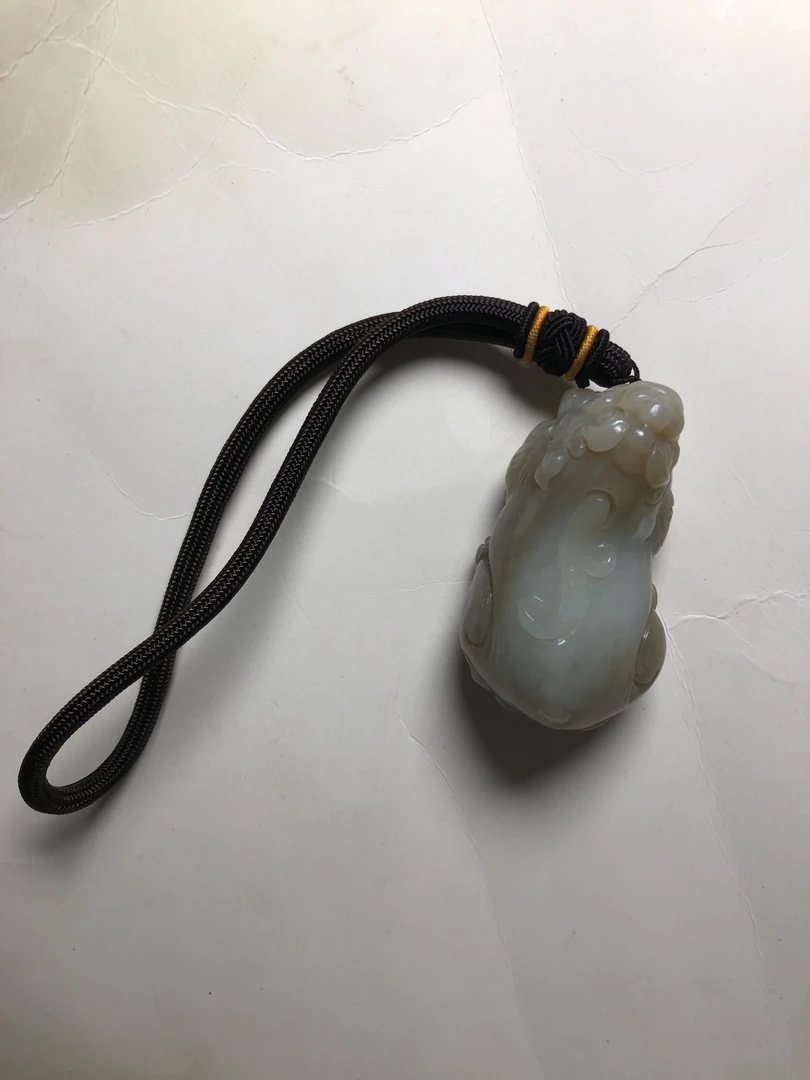 和田玉精工貔貅把件
