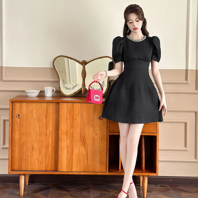 21268法式设计感黑色圆领泡泡袖蓬蓬连衣裙女夏短款甜酷公主裙