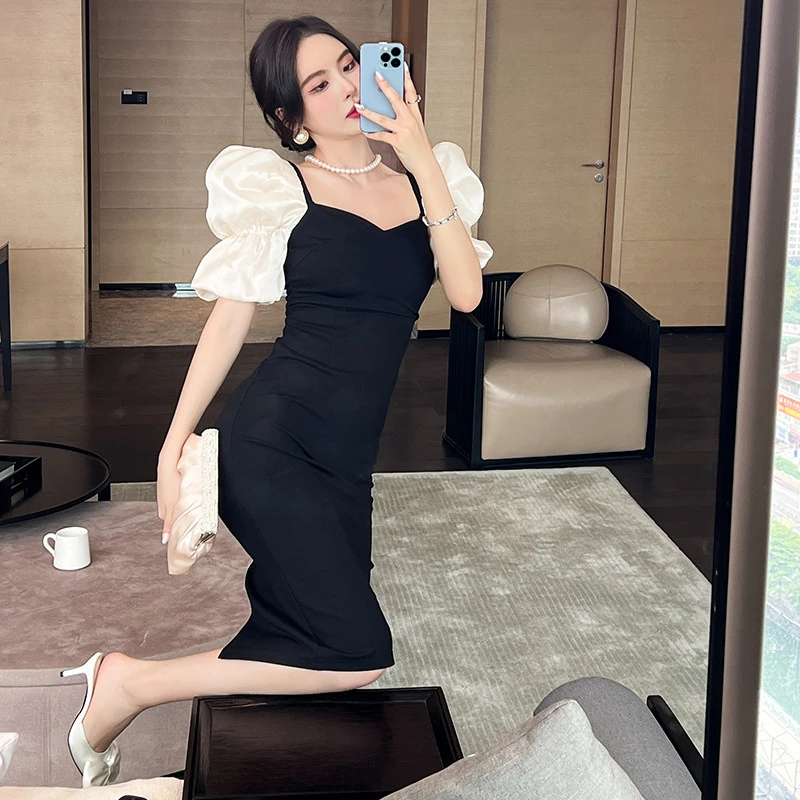 2024夏季新款女装法式赫本风小黑裙泡泡袖修身显瘦方领连衣裙5837