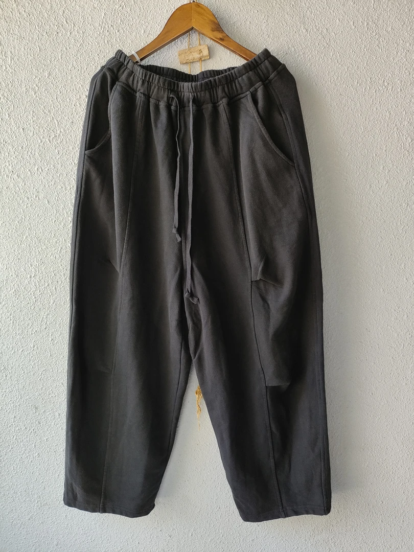 5760黑色抽绳卫裤长100臀围130