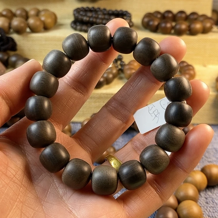 【闪购商品】檀香木手串/手链金**?