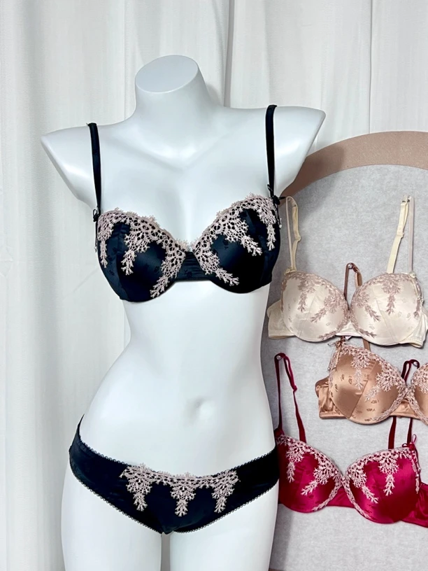 AM 内衣女小胸聚拢显大性感收副乳防下垂调整型上托外扩文胸罩夏