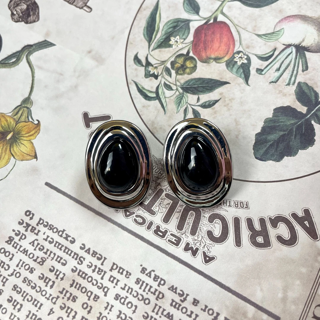 铜合金耳饰 买三送一  手工气质百搭银色优雅中古镶嵌耳钉