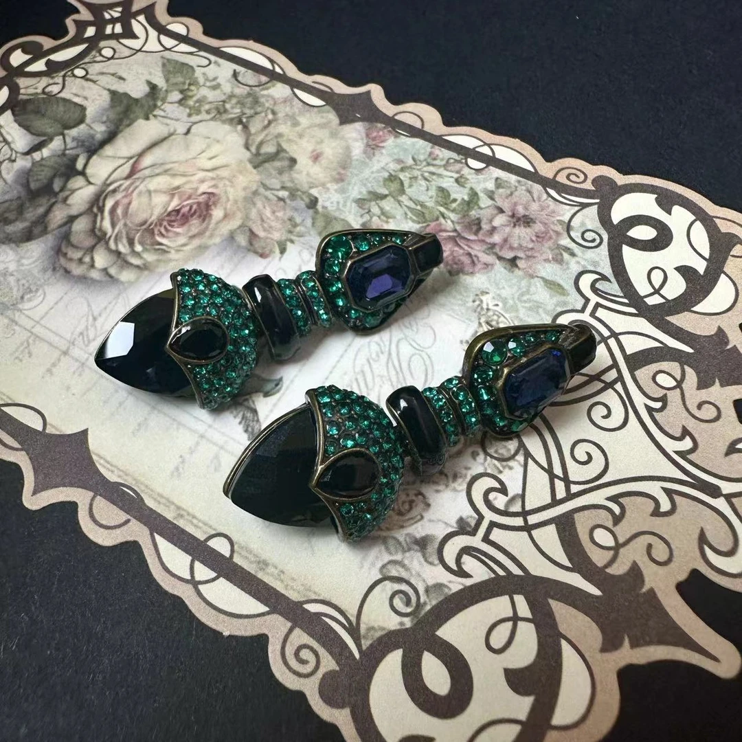 铜合金耳饰  买三送一 1091 气质蓝色时尚绿色黑色复古中古耳钉