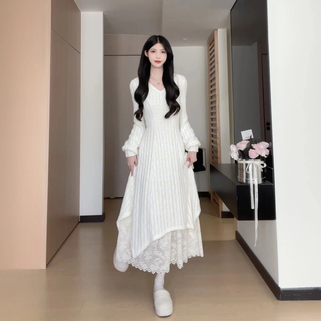 保暖白色蕾丝裙长袖连衣裙拼接冬季A字裙连衣裙8227