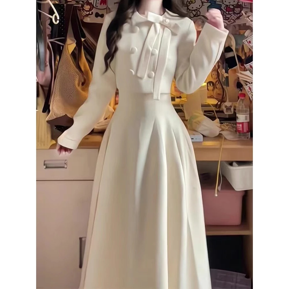 富家千金小香风套装女早秋季短款外套收腰半身裙时尚两件套8115