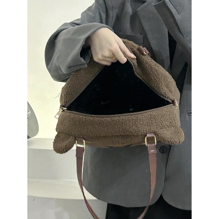 秋冬大容量棕熊包2024新款小众设计感单肩包羊羔毛休闲百搭托特包