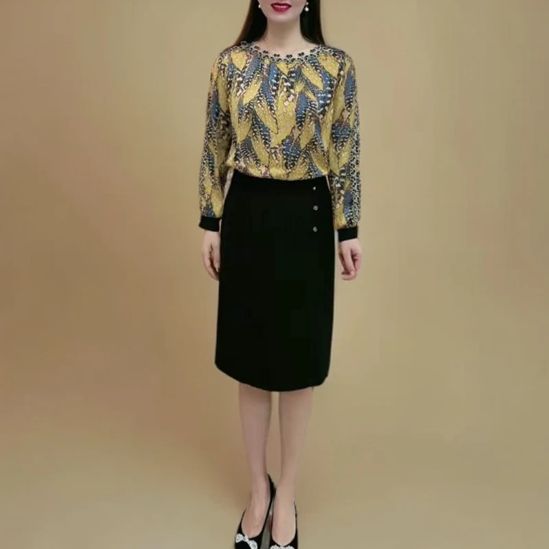 假两件碎花连衣裙女2025秋季新款洋气显瘦减龄拼接中长款休闲裙子