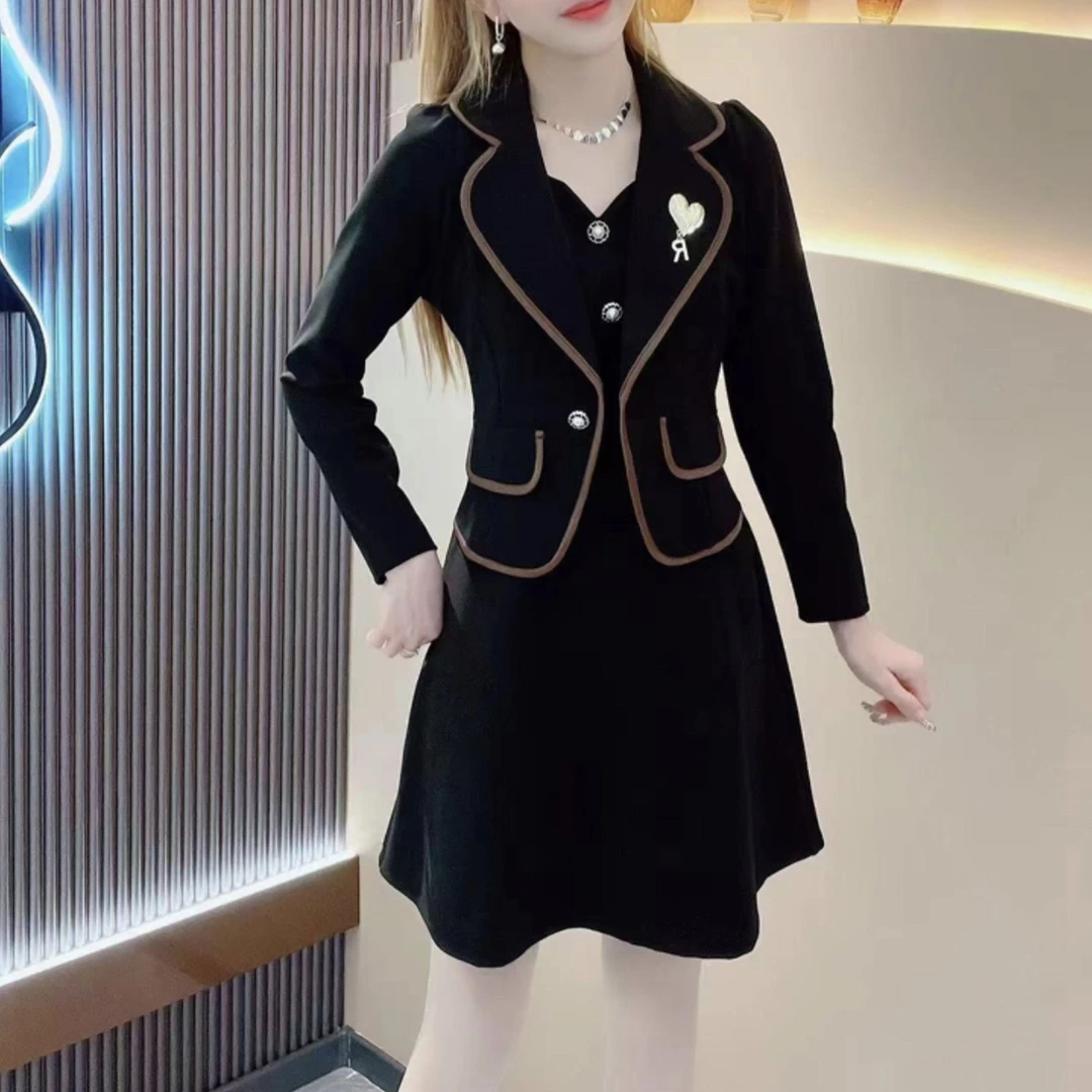 2026春季新款时尚韩版假两件连衣裙女气质减龄显瘦拼接西装裙子潮