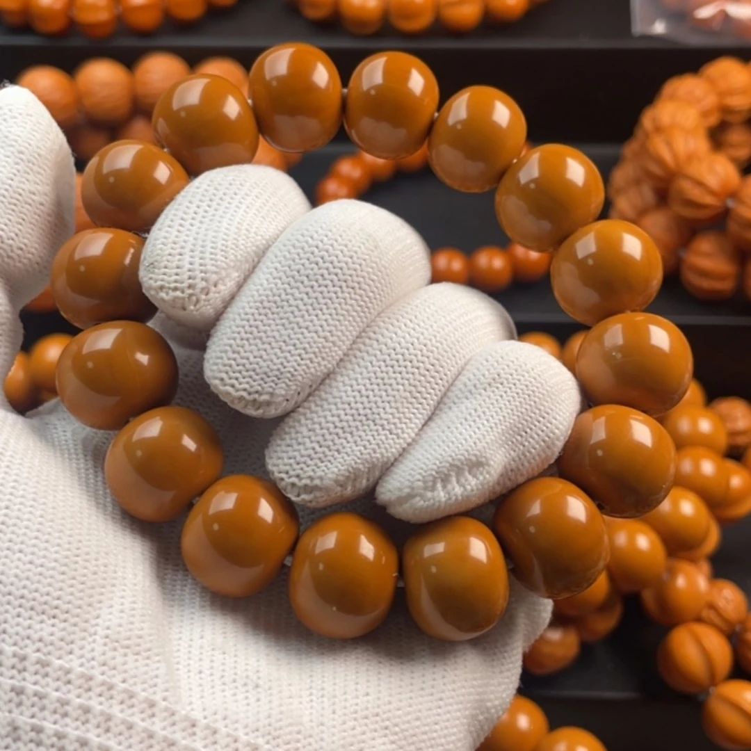 【闪购商品】猴头核桃吊坠金****圣