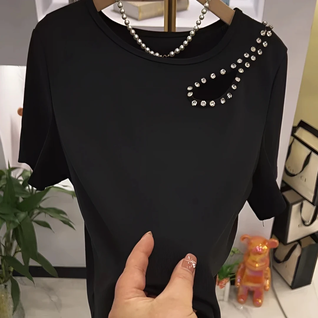 圆领镂空宽松显瘦遮肉重工镶嵌短袖气质时尚百搭设计感洋气