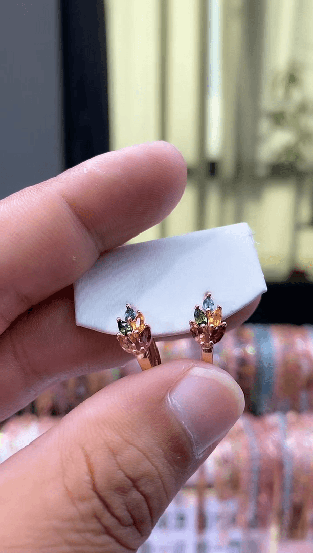 【闪购商品】碧玺耳扣银S925镶嵌2516651565