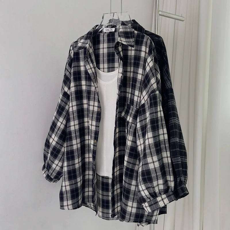 春秋黑灰白格子大版型·蝙蝠灯笼袖按扣长款衬衫·宽松大码休闲时尚