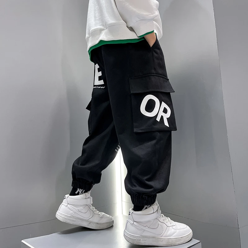 男童工装裤子春秋款2025新款春季中大儿童春装男孩休闲时髦ZZ4316