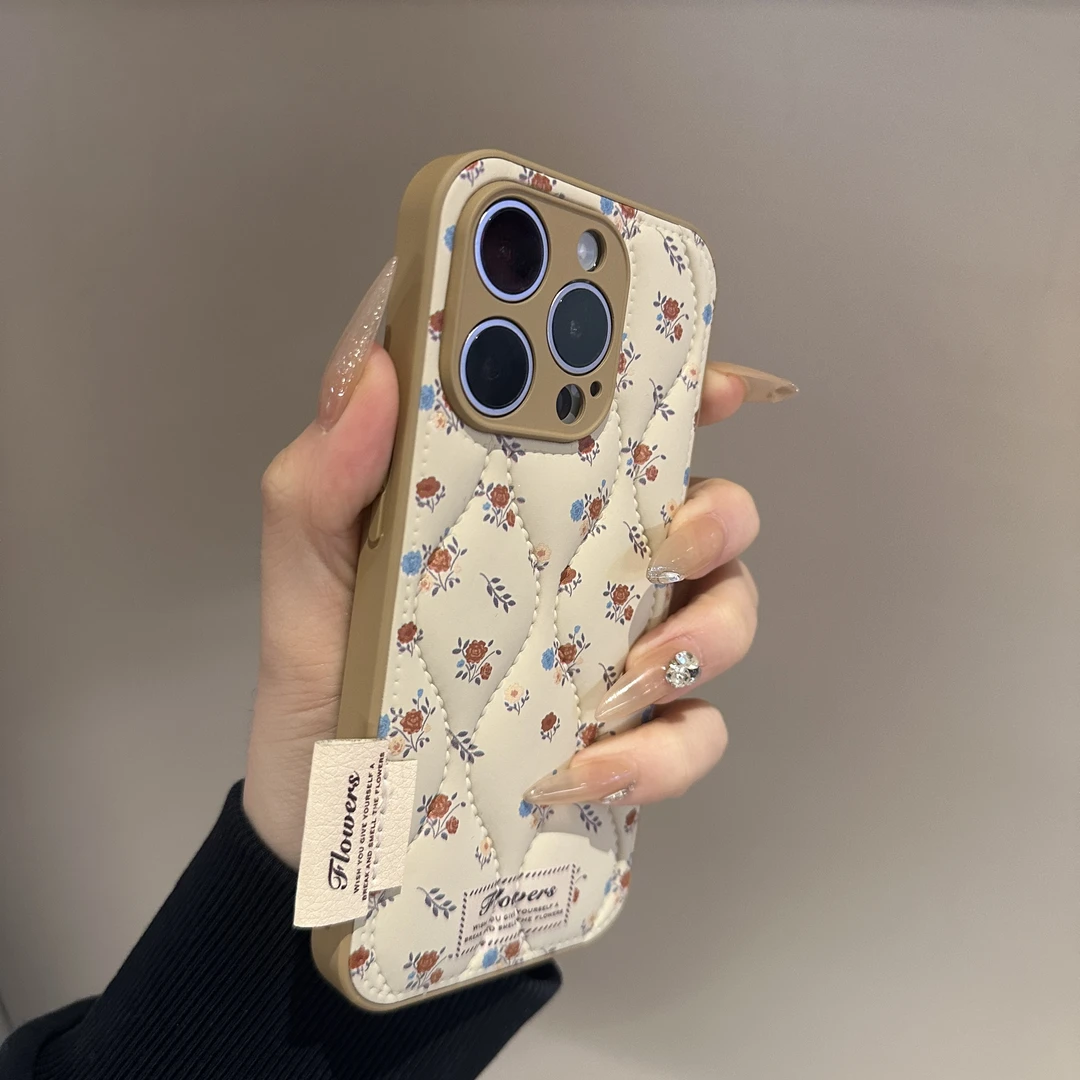 小清新秋冬碎花羽绒服壳适用ihone16promax女款15pro手机壳14新款