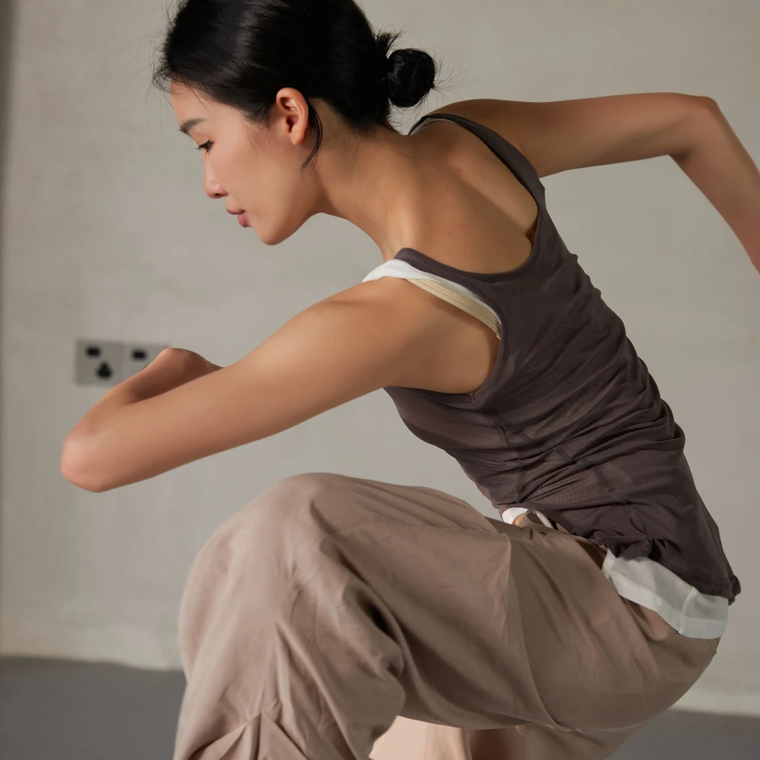 现代舞SHOW系列丨清透双层拼色拼接休闲吊带无袖背心网红