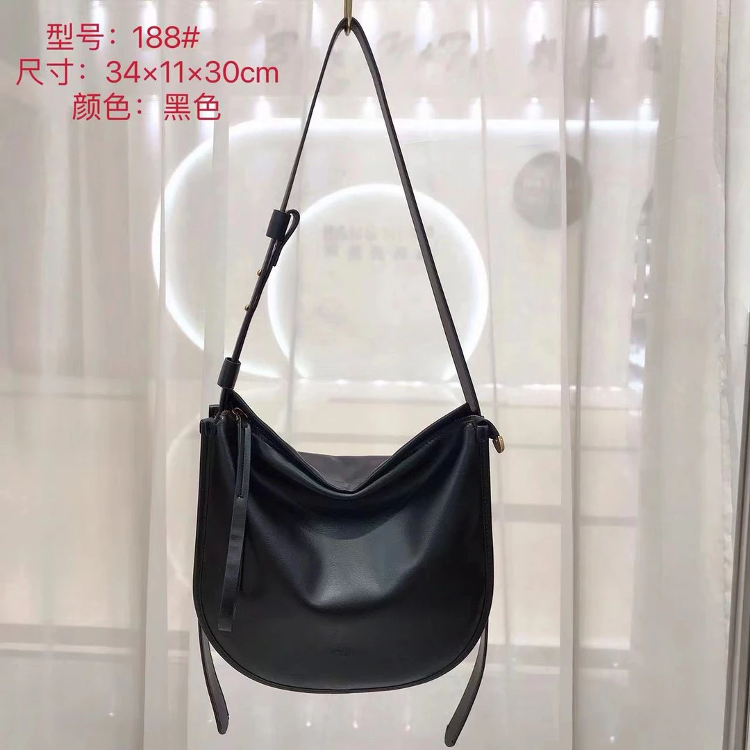 新款简约风大容量斜挎女包188