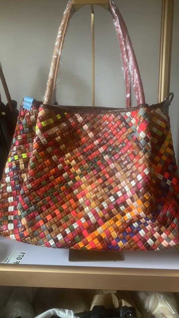 2024新款采编大托特时尚腋下编织彩色女包