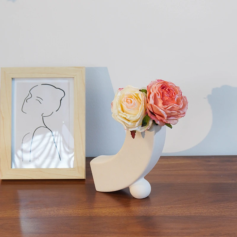 北欧风油画焦边玫瑰火烤仿真花假花陶瓷花瓶摆件桌面轻奢花器摆设