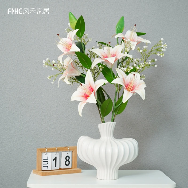 仿真百合花高品质客厅家居摆件装饰品假花创意摆件工艺品瓶插花